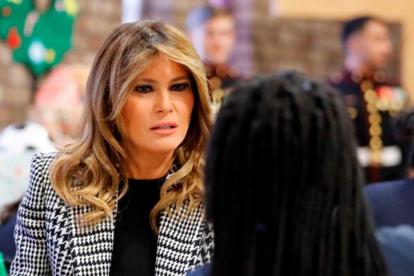 Melania Trump entra en el debate de juicio político en EEUU para defender a su hijo