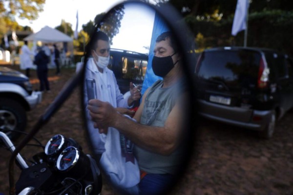 'Supercélulas': la nueva teoría de cómo se propagan las nuevas variantes del covid