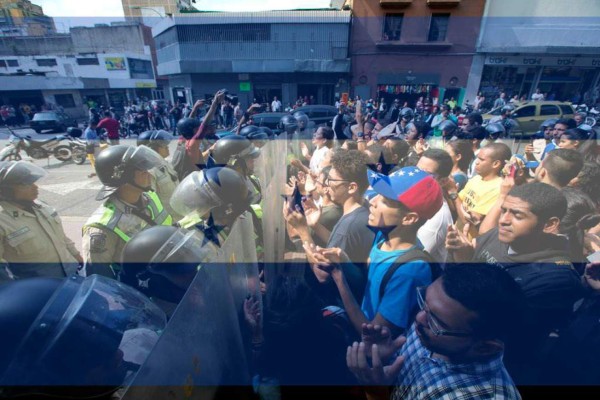 Honduras retira a su encargado de negocios de Venezuela