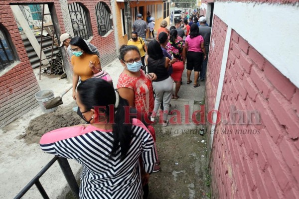 FOTOS: Interminables filas para reclamar el DNI en la capital
