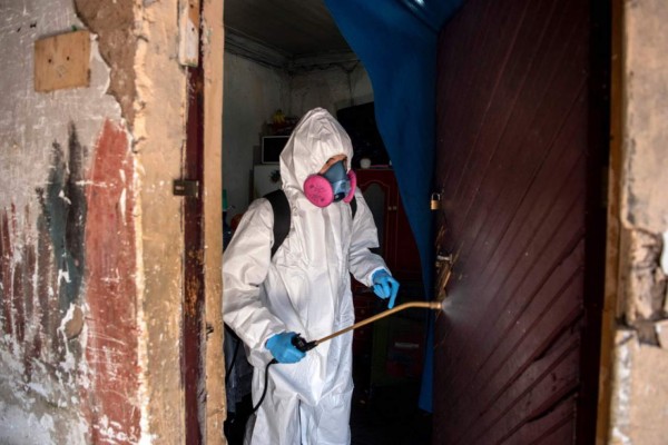 Calles desoladas y estrictos controles, así es la megacuarentena en Chile (FOTOS)