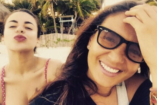 Famosas que demuestran su amor en público con sus novias