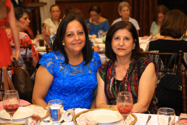 Alegre bienvenida para Olivia