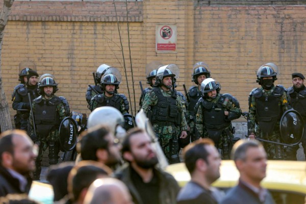 FOTOS: Masivas protestas en Irán, en medio del conflicto con Estados Unidos