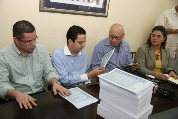 Pago de la deuda pasó de L 6,401 en 2010 a L 29,968 millones en 2015