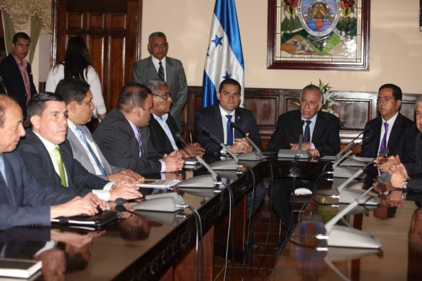 Nominadora tiene 143 días para escoger 45 candidatos