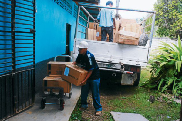 Envían medicinas a centros de salud de Danlí