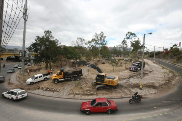 Trabajos del paso a desnivel Centro Cívico no afectarán tráfico primer mes