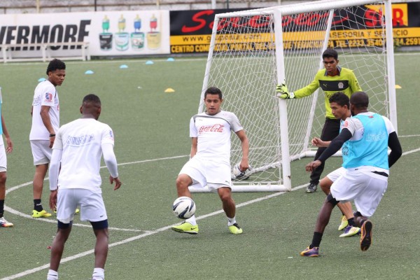 Rojas se va del león para jugar en Arabia Saudita