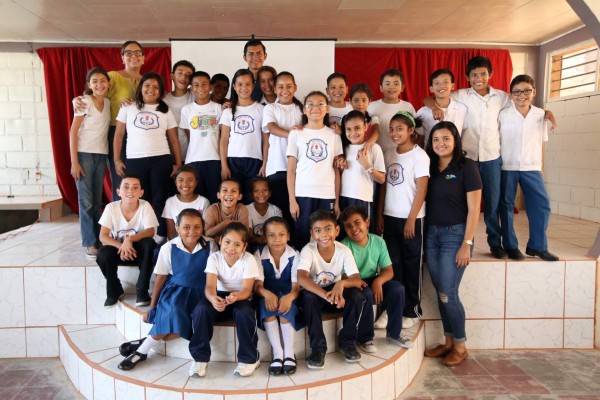 Algarabía en la escuela Tomás Álvarez Dolmo con el inicio del reto ambiental&nbsp;&nbsp;