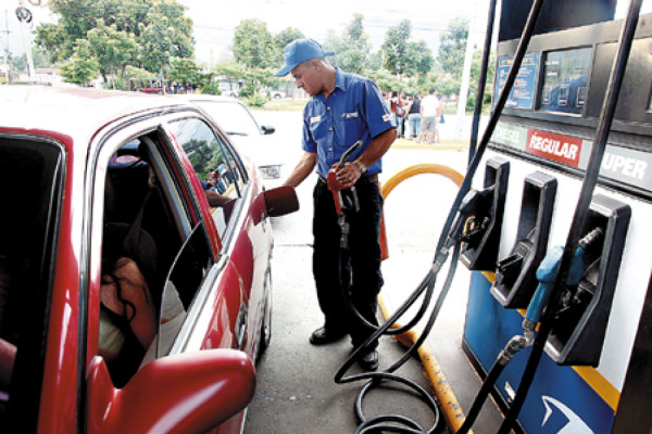 Novena alza a precios de combustibles en Honduras