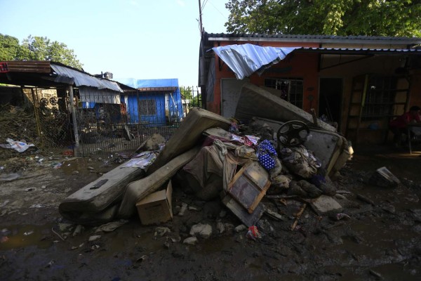 Una semana después y se ve mucho más daño por Eta en Honduras