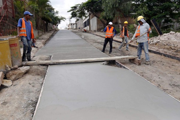 Desarrollo urbano llega a 2,100 familias