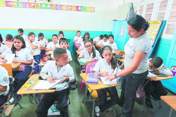 Atrasada 1 año reforma curricular de Honduras