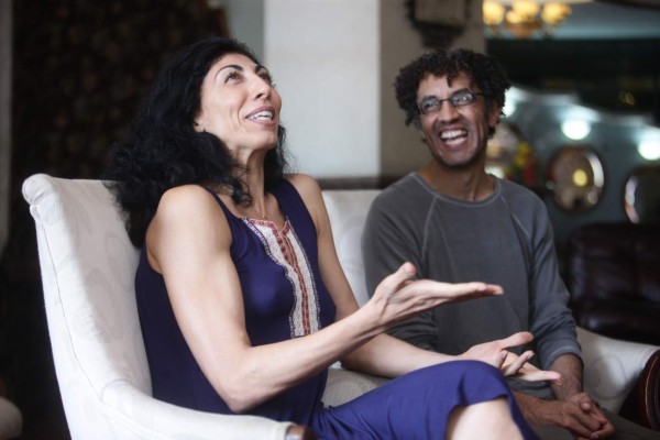 Asista al espectáculo de Nejla Yatkin y Enki Andrews