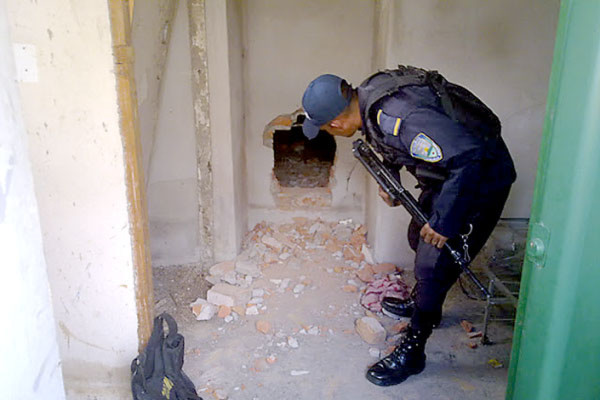Delincuentes ingresan a Bancafé de Comayagüela