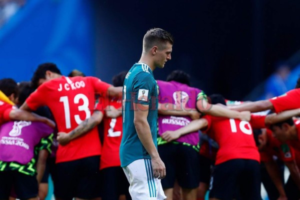 Gestos de frustración, abrazos y reproches en Alemania; se quedaron fuera del Mundial de Rusia 2018