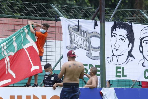 Aficionados del Yankel Rosenthal disfrutaron el festín de goles de Marathón contra Lobos UPNFM