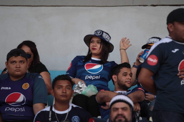 Darth Vader, un perrito azul y un detenido, entre lo más curioso de la gran final Motagua - Honduras de El Progreso