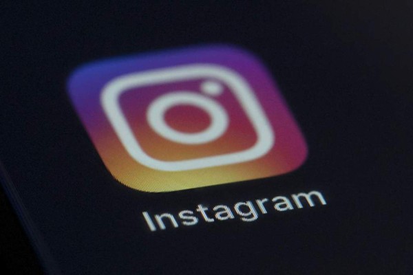 ¿Instagram te espía cuando activas la cámara de tu celular?