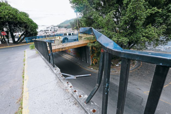 Abandono mantiene en mal estado el 80% de puentes