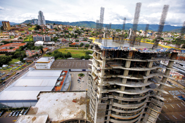 Nuevas edificaciones dan un rostro urbanista a la capital