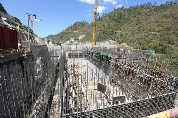 La represa Patuca III es la obra pública que más recursos recibirá durante 2018. Foto: El Heraldo