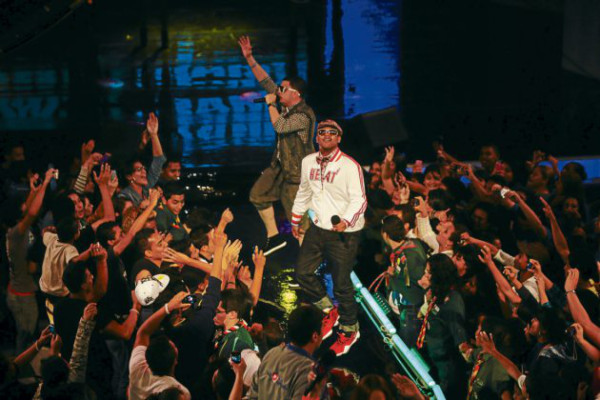 Estrellas aportaron su talento para alcanzar la meta de Teletón Honduras 2012