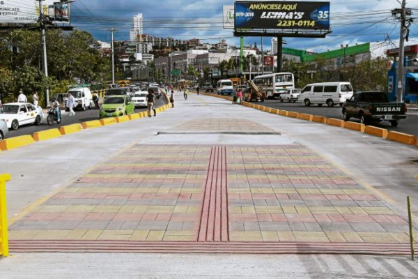 Costo de buses del Trans 450 de L 360 millones