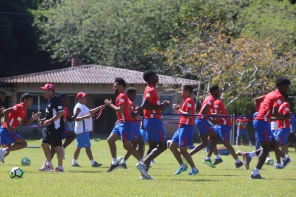 Así estuvo el entrenamiento de Olimpia sin Manuel Keosseián en Siguatepeque