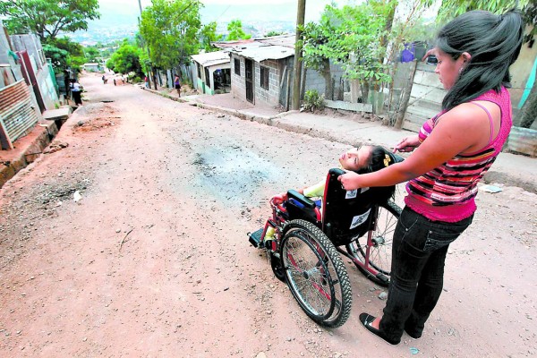 Sabini sueña con ir a la universidad y convertirse en una exitosa maestra