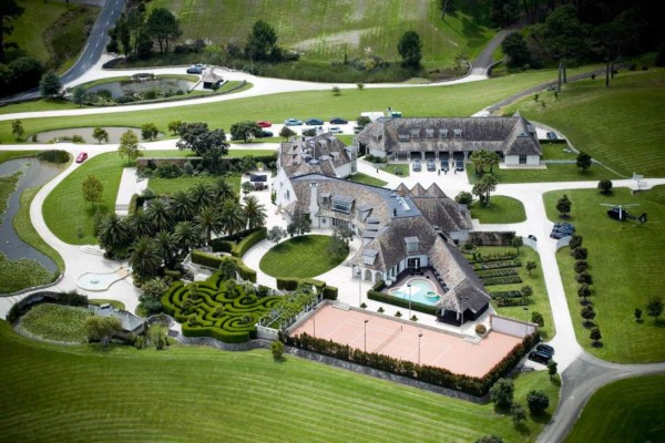 Los secretos escondidos de la Mansión Playboy