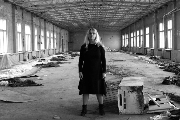 Irina Slavina, la periodista rusa que se prendió fuego en un parque (FOTOS)