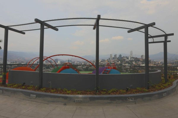 Mejorarán el Monumento a la Paz y construirían dos plazas más