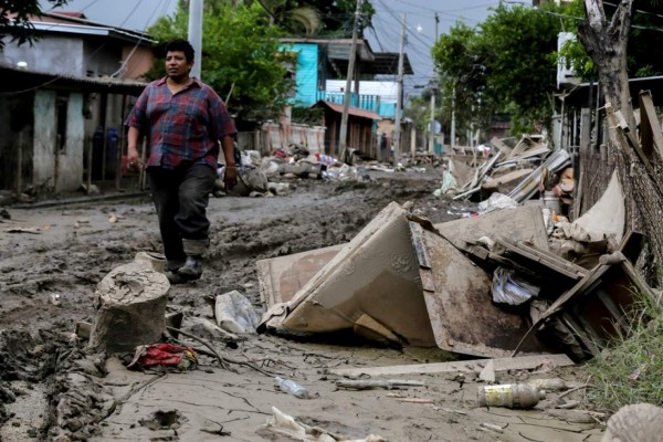 Una marea de lodillo, viviendas destruidas y un duro reinicio, el drama de los limeños (FOTOS)