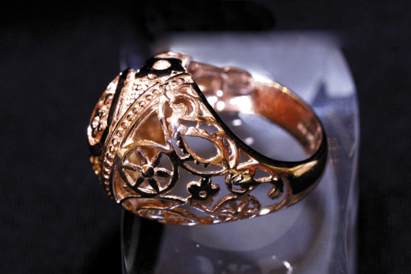 El oro rosado conquista la orfebrería