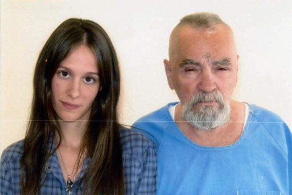 Charles Manson se casaría con mujer de 26 años