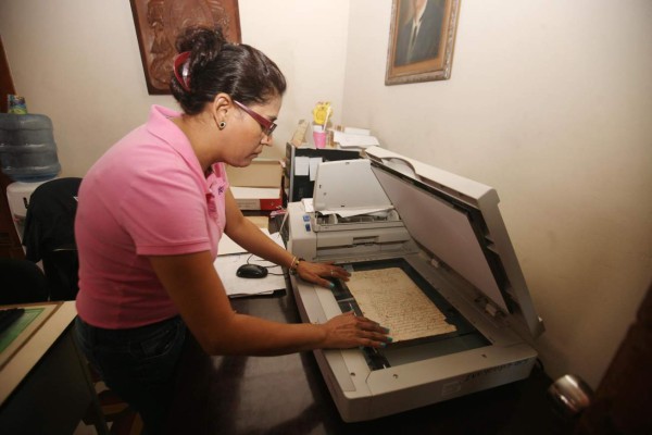 Patrimonio documental de Honduras en riesgo latente