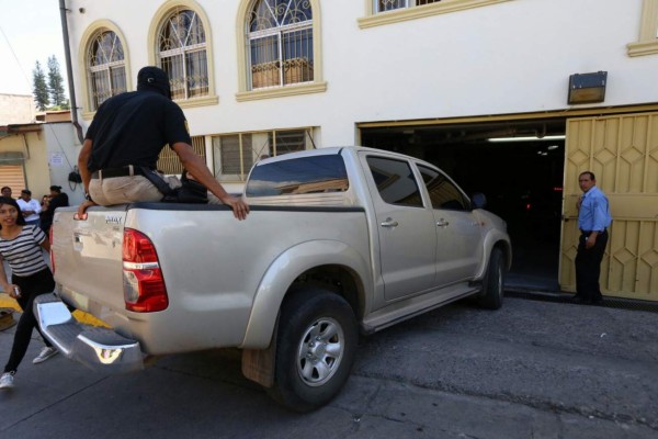 MP acusa a exjefa de Región Sanitaria y otros funcionarios por medicamentos enterrados