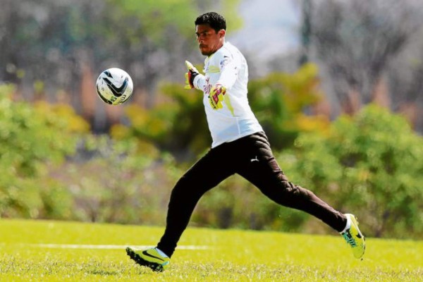 DT de Olimpia: 'Aún no me queda grande la camisa”