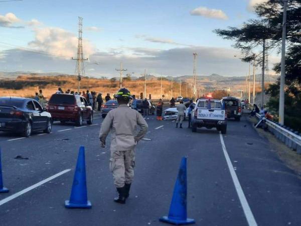 Personal de rescate se movilizó al lugar del incidente, pero la mujer había fallecido.