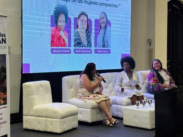 Las mujeres campesinas representan el 43% de la fuerza laboral agrícola y lideran procesos de transformación productiva, organización y adaptación al cambio climático, claves para el desarrollo sostenible del país.