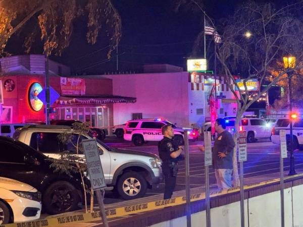 El tiroteo ocurrió alrededor de las 19:45 hora local del domingo, en el restaurante El Camarón Gigante Mariscos &amp; Steakhouse.