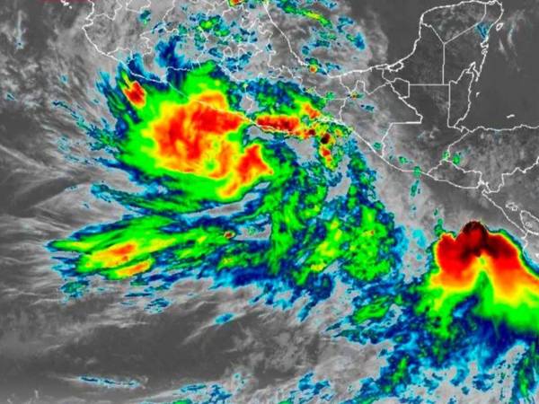 La depresión tropical Tres-E se intensificó hasta convertirse en la tormenta tropical Cristina en el océano Pacífico, manteniendo en alerta a Honduras ante las lluvias torrenciales, inundaciones y deslaves anunciados, según informó el Servicio Meteorológico Nacional (SMN) y la alerta departamental emitida por Copeco. ¿Qué zonas serán afectadas?
