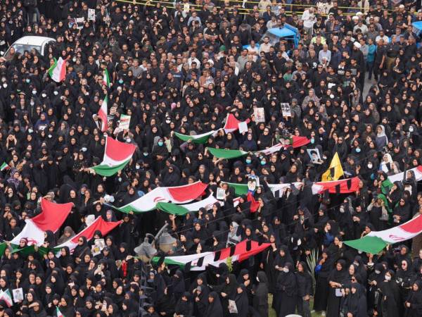 El sábado, el colegio de primaria Shajareh Tayyebeh, en la provincia de Hormozg, fue atacado, en un incidente que Irán calificó de acto bárbaro y culpó a Israel.