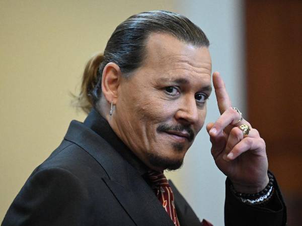Johnny Depp recibirá 15 millones de dólares por ganar la demanda por difamación contra Amber Heard.