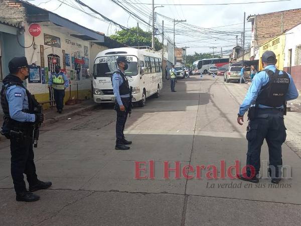 Hasta el momento no hay ninguna persona detenida por el hecho violento.