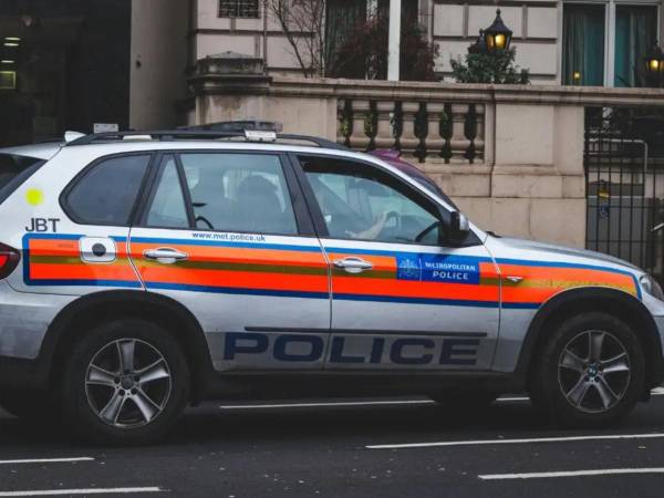 Los acusados deberán comparecer a partir del martes ante un tribunal de Swindon.