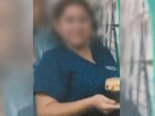 Las autoridades informaron que la situación se agravó en noviembre de ese año, cuando la acusada intentó expulsar a la residente bajo la acusación de negligencia médica por la supuesta muerte de un paciente.