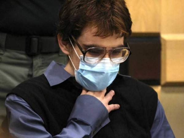 La admisión de culpabilidad dejó el escenario listo para un juicio de condena en el que 12 jurados determinarán si Cruz debe ser sentenciado a muerte o a cadena perpetua sin libertad bajo palabra. Foto: AFP